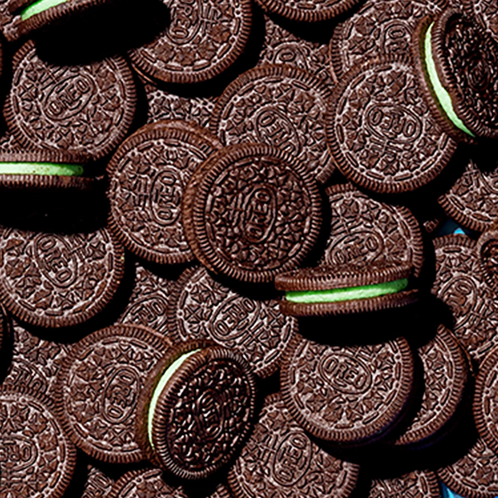 OREO Galletas Sándwich de Chocolate y Crema de Menta Tamaño Familiar, 18.71 oz