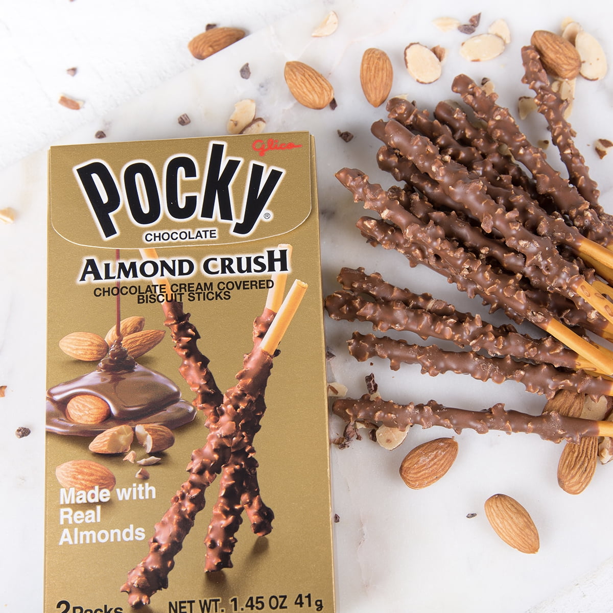 Pocky Almendras Trituradas, Paquete de 2, Caja de 1.45 oz, Hechas con Almendras Reales, Contiene Alérgenos